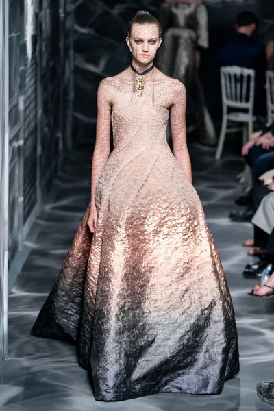Look 58
